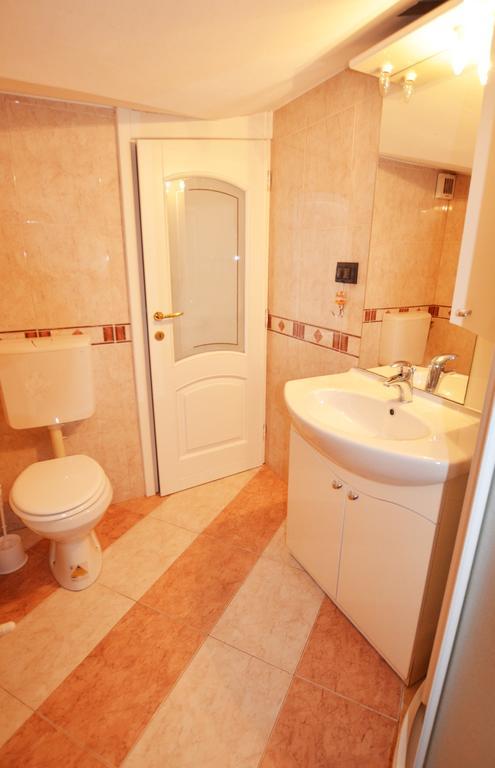 Apartments Sv. Pelegrin Umag Exterior foto